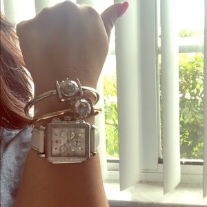 Bebe Stackable bangle set